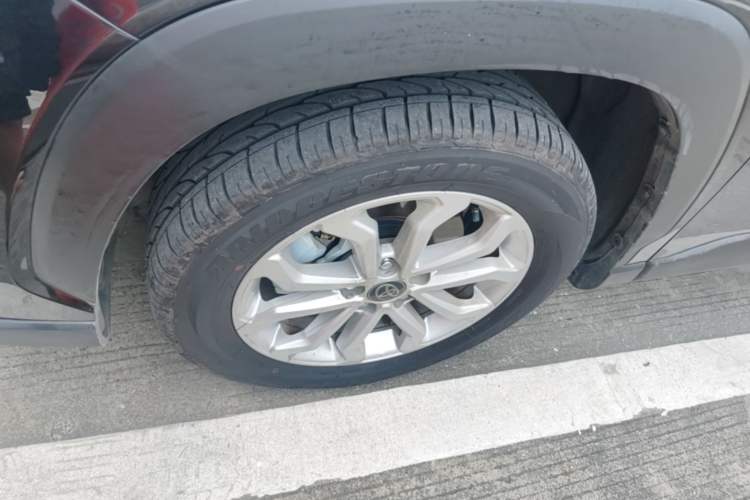 Used Toyota FRONTLANDER 2023 2.0L CVT Elite Edition Left Front Wheel Hub