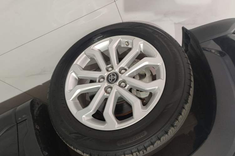 Used Toyota FRONTLANDER 2023 2.0L CVT Leading Edition Left Front Wheel Hub
