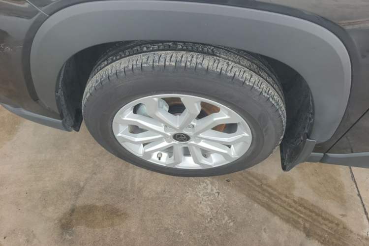 Used Toyota FRONTLANDER 2023 2.0L CVT Leading Edition Left Front Wheel Hub