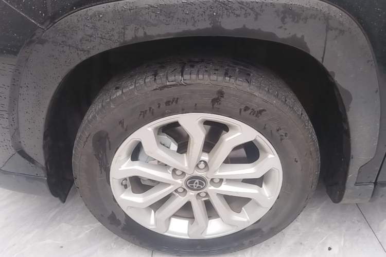 Used Toyota FRONTLANDER 2023 2.0L CVT Elite Edition Left Front Wheel Hub