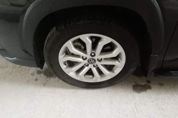 Used Toyota FRONTLANDER 2023 2.0L CVT Leading Edition Left Front Wheel Hub