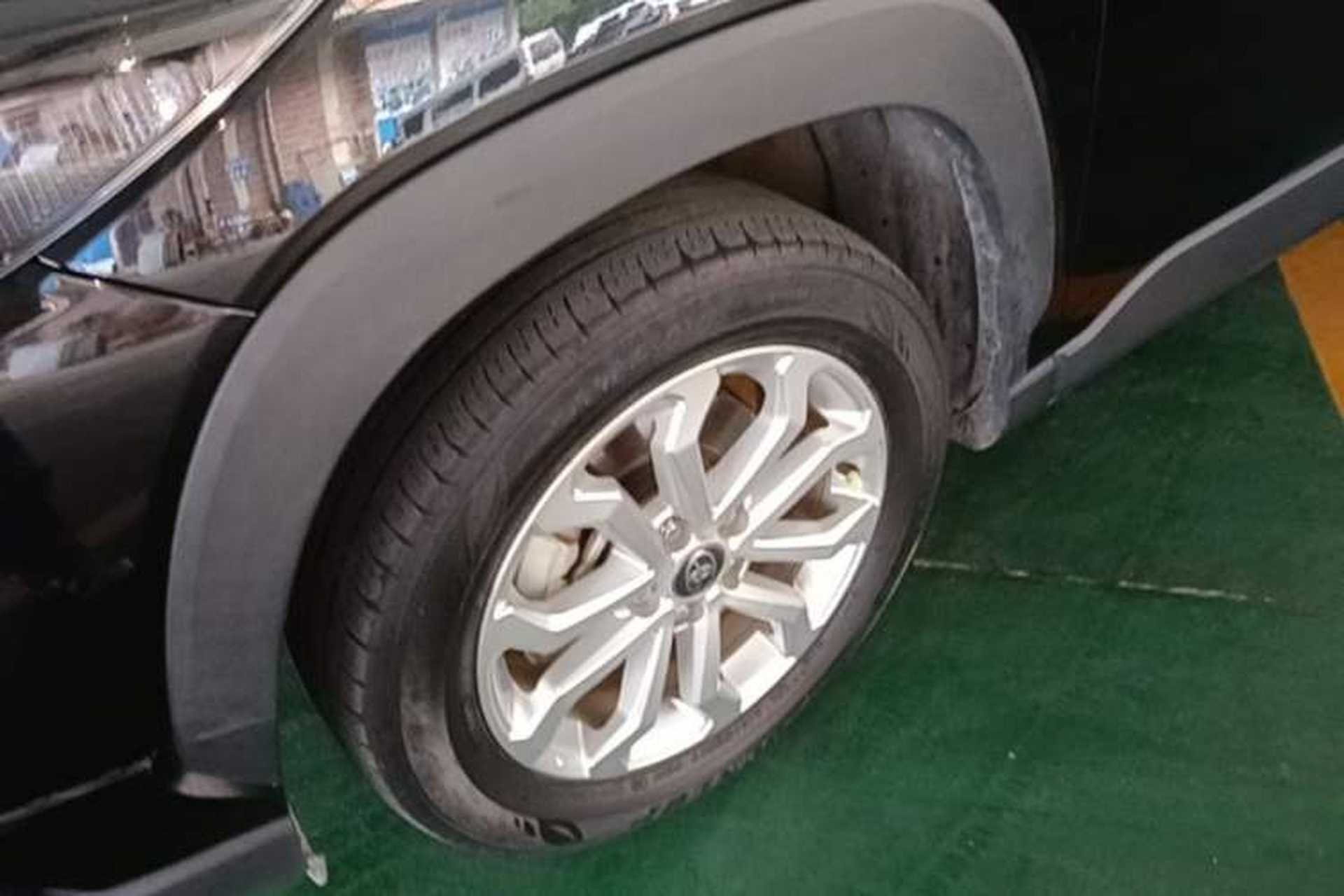 Used Toyota FRONTLANDER 2023 2.0L Smart Electric Hybrid Dual-Engine Leading Edition Left Front Wheel Hub