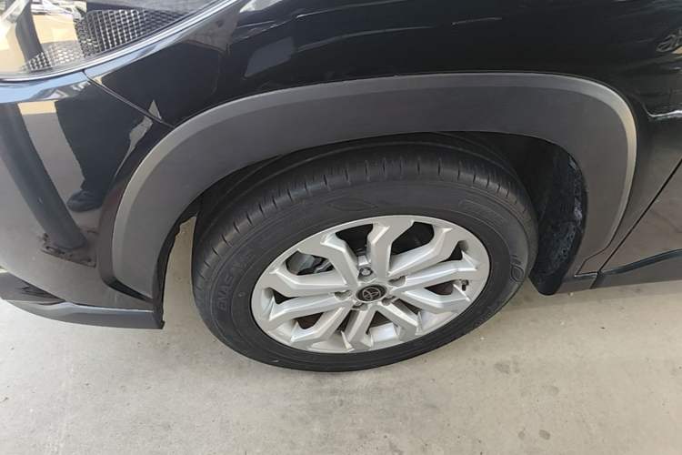 Used Toyota FRONTLANDER 2023 2.0L CVT Leading Edition Left Front Wheel Hub
