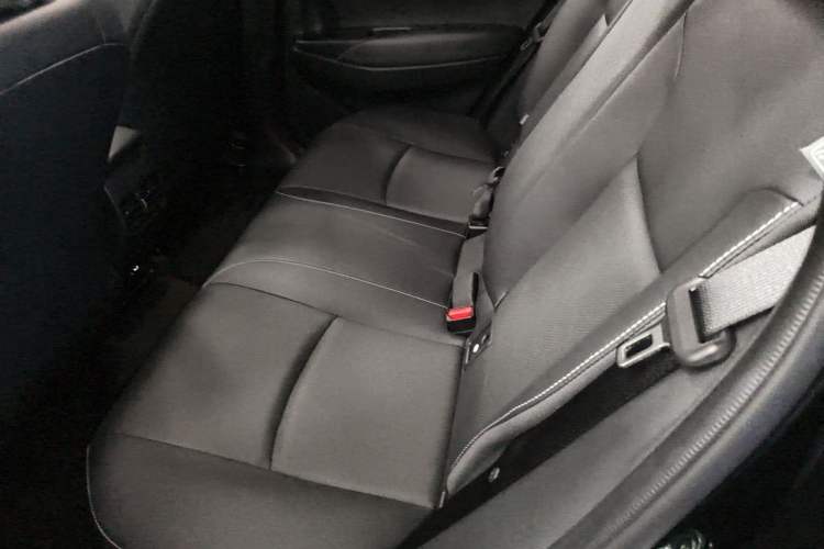 Used Toyota FRONTLANDER 2023 2.0L Smart Electric Hybrid Dual-Engine Luxury Edition Left Rear Seat
