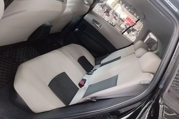 Used Toyota FRONTLANDER 2023 2.0L Smart Electric Hybrid Dual-Engine Luxury Edition Left Rear Seat