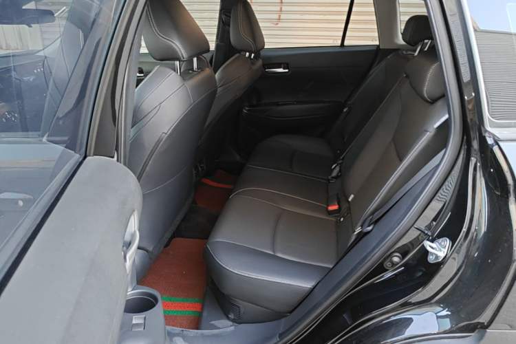 Used Toyota FRONTLANDER 2023 2.0L Smart Electric Hybrid Dual-Engine Luxury Edition Left Rear Seat