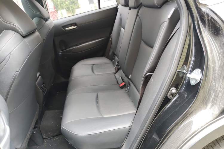 Used Toyota FRONTLANDER 2023 2.0L Smart Electric Hybrid Dual-Engine Luxury Edition Left Rear Seat