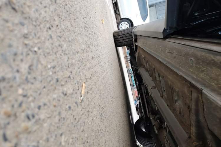 Used Toyota FRONTLANDER 2023 2.0L CVT Elite Edition Left Side Sill