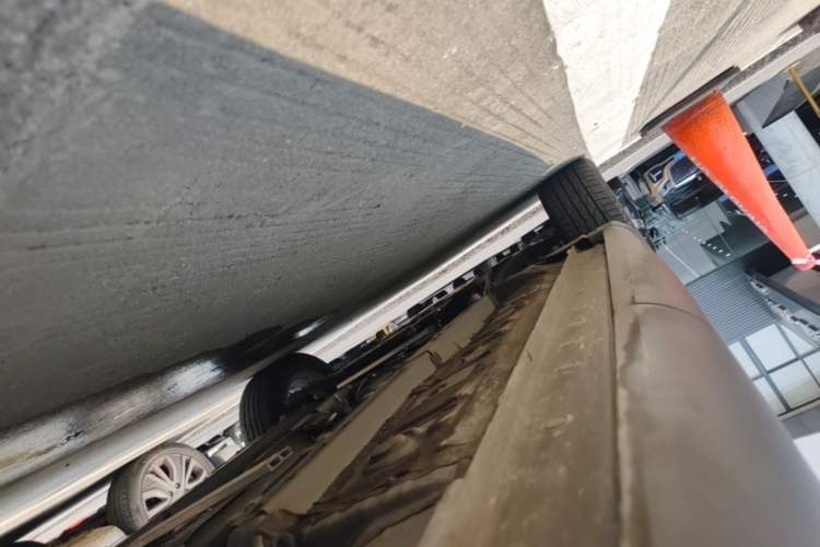 Used Toyota FRONTLANDER 2023 2.0L CVT Elite Edition Left Side Sill