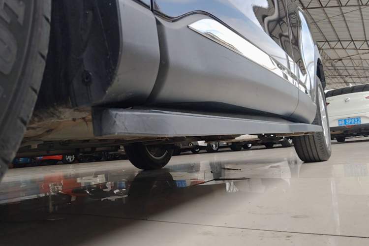 Used Toyota FRONTLANDER 2023 2.0L CVT Leading Edition Left Side Sill