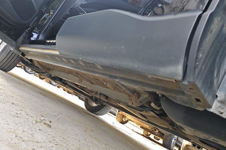 Used Toyota FRONTLANDER 2023 2.0L CVT Leading Edition Left Side Sill