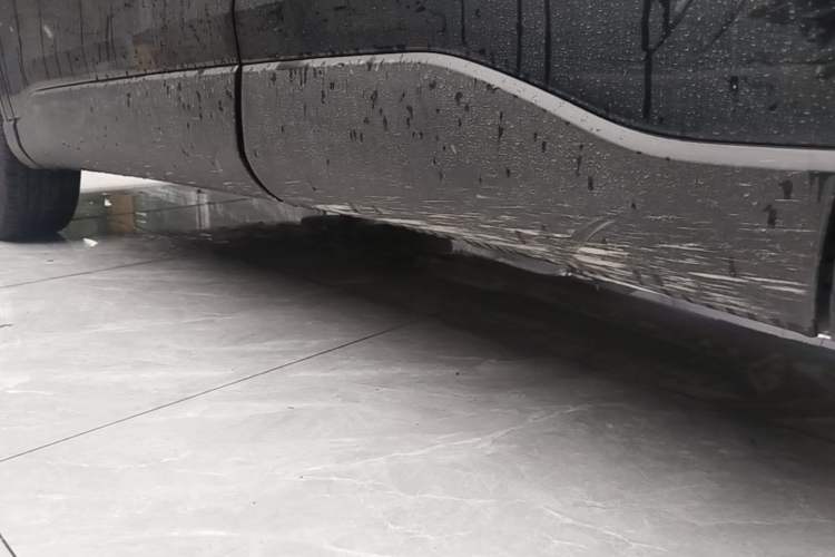 Used Toyota FRONTLANDER 2023 2.0L CVT Elite Edition Left Side Sill
