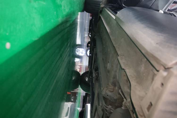 Used Toyota FRONTLANDER 2023 2.0L CVT Elite Edition Left Side Sill
