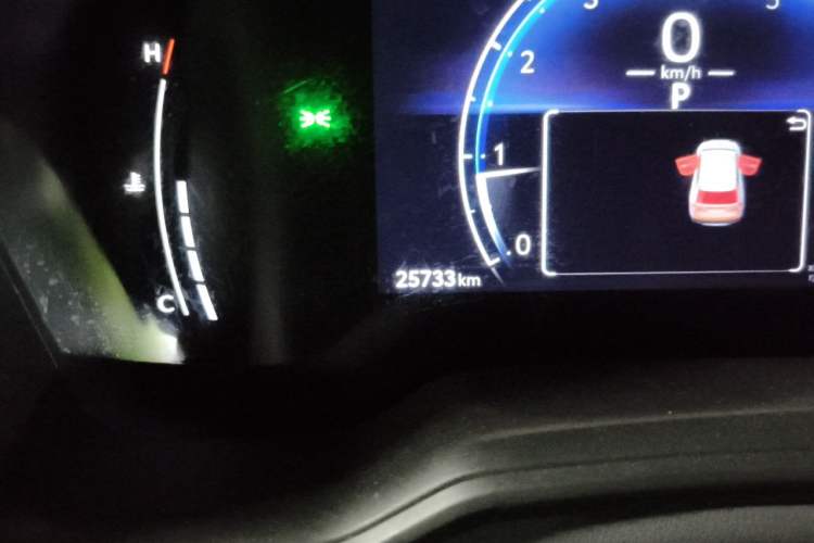 Used Toyota FRONTLANDER 2023 2.0L CVT Elite Edition Odometer Close Up