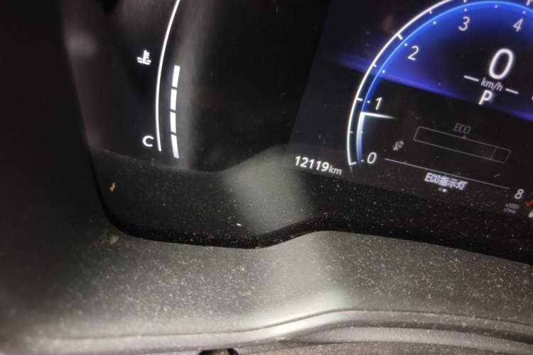 Used Toyota FRONTLANDER 2023 2.0L CVT Elite Edition Odometer Close Up