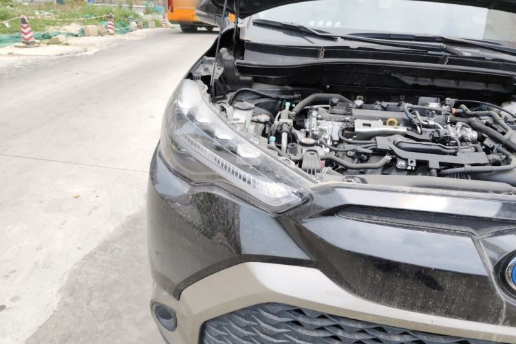 Used Toyota FRONTLANDER 2023 2.0L Smart Electric Hybrid Dual-Engine Luxury Edition Right Front Headlight