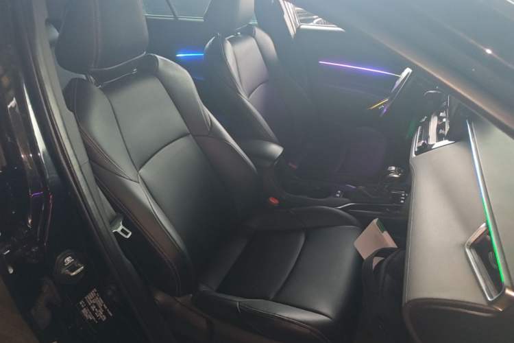 Used Toyota FRONTLANDER 2023 2.0L Smart Electric Hybrid Dual-Engine Leading Edition Right Front Seat