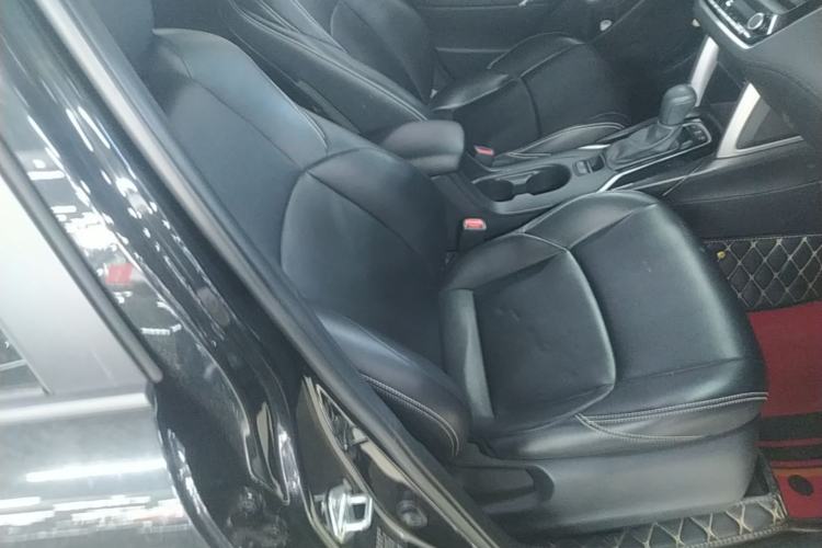 Used Toyota FRONTLANDER 2023 2.0L CVT Elite Edition Right Front Seat