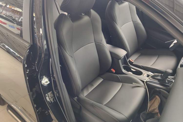 Used Toyota FRONTLANDER 2023 2.0L CVT Leading Edition Right Front Seat