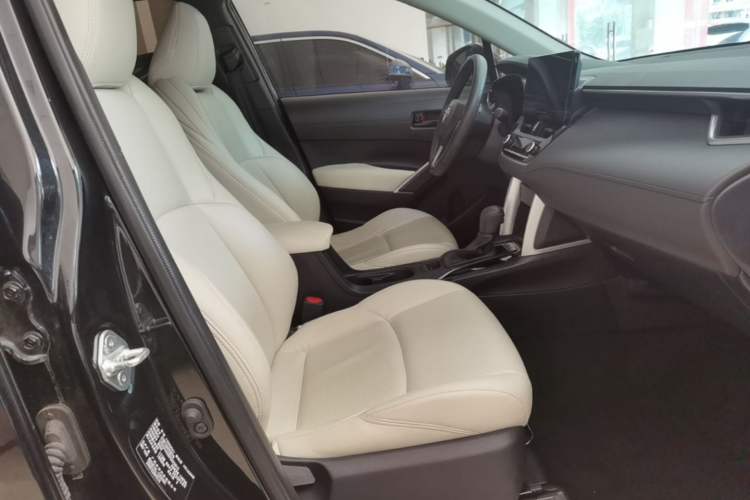 Used Toyota FRONTLANDER 2023 2.0L Smart Electric Hybrid Dual-Engine Leading Edition Right Front Seat