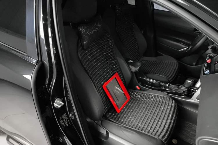 Used Toyota FRONTLANDER 2023 2.0L CVT Elite Edition Right Front Seat