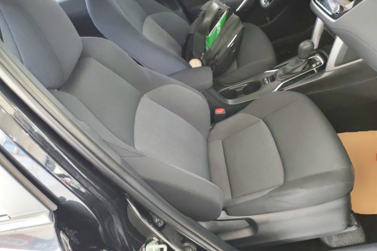 Used Toyota FRONTLANDER 2023 2.0L CVT Elite Edition Right Front Seat