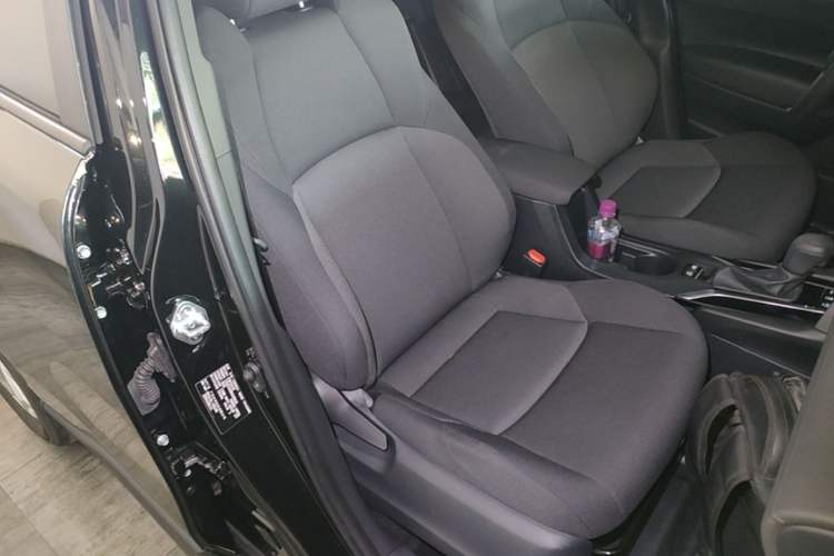 Used Toyota FRONTLANDER 2023 2.0L CVT Elite Edition Right Front Seat