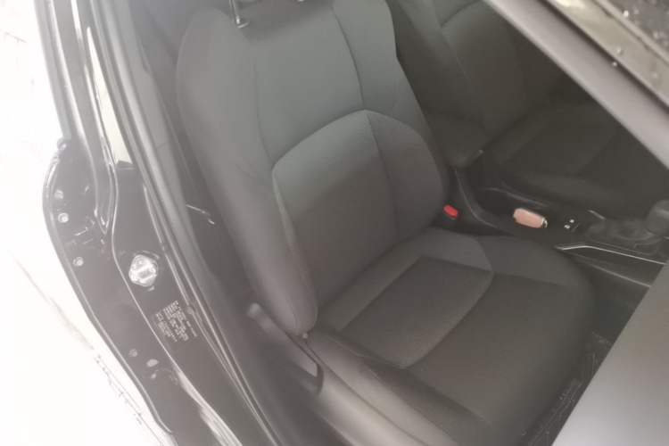 Used Toyota FRONTLANDER 2023 2.0L CVT Leading Edition Right Front Seat