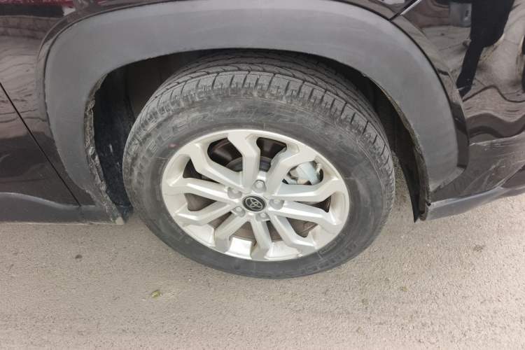 Used Toyota FRONTLANDER 2023 2.0L CVT Elite Edition Right Front Wheel Hub