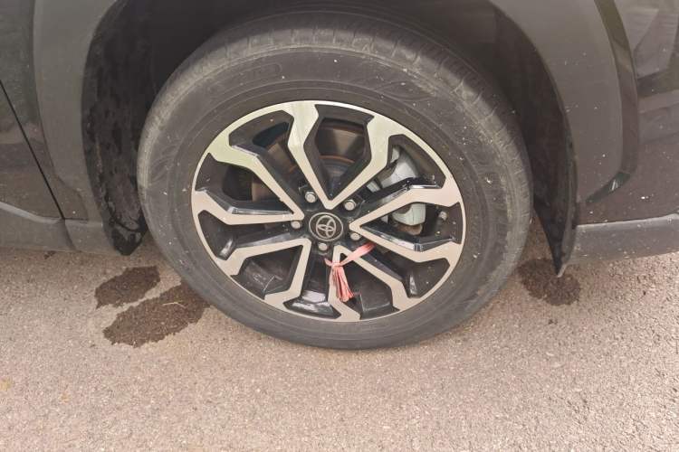 Used Toyota FRONTLANDER 2023 2.0L Smart Electric Hybrid Dual-Engine Luxury Edition Right Front Wheel Hub