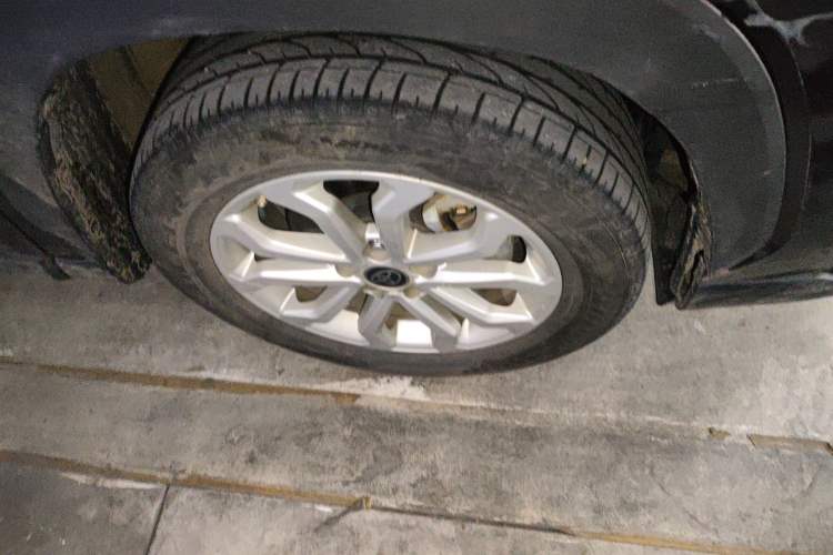 Used Toyota FRONTLANDER 2023 2.0L CVT Elite Edition Right Front Wheel Hub