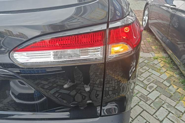 Used Toyota FRONTLANDER 2023 2.0L CVT Elite Edition Right Rear Taillight