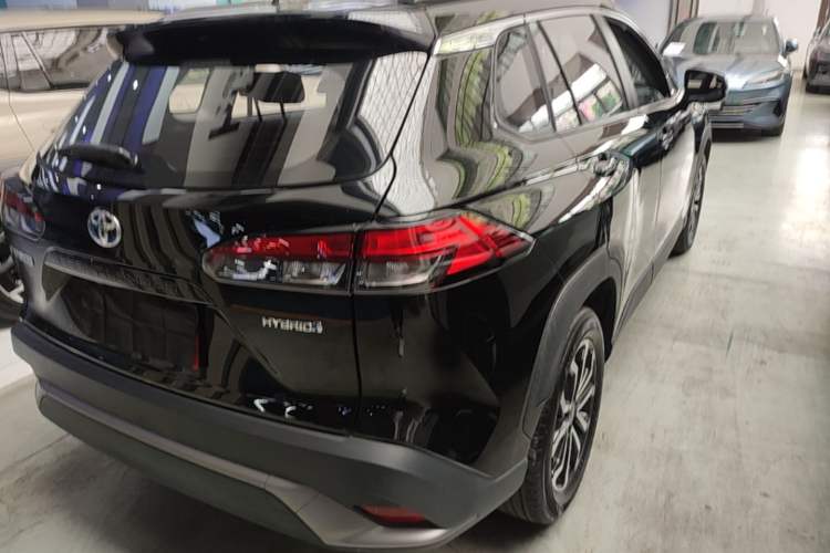 Used Toyota FRONTLANDER 2023 2.0L Smart Electric Hybrid Dual-Engine Deluxe Version Right Rear Taillight