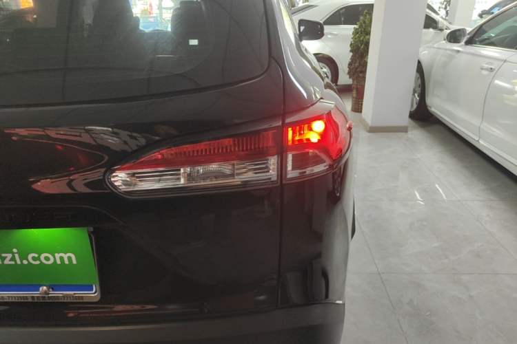 Used Toyota FRONTLANDER 2023 2.0L CVT Elite Edition Right Rear Taillight