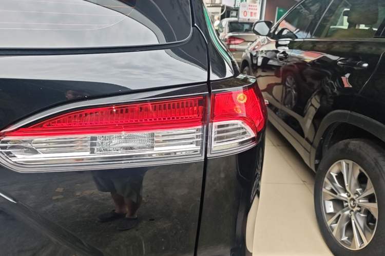 Used Toyota FRONTLANDER 2023 2.0L CVT Elite Edition Right Rear Taillight