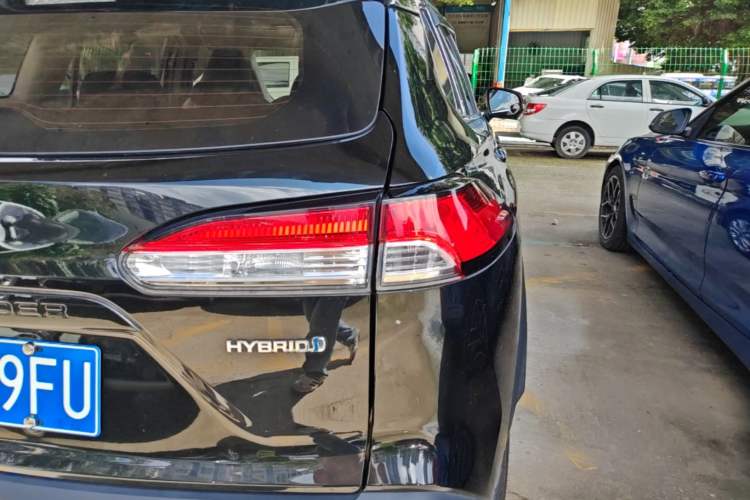 Used Toyota FRONTLANDER 2023 2.0L Smart Electric Hybrid Dual-Engine Leading Edition Right Rear Taillight