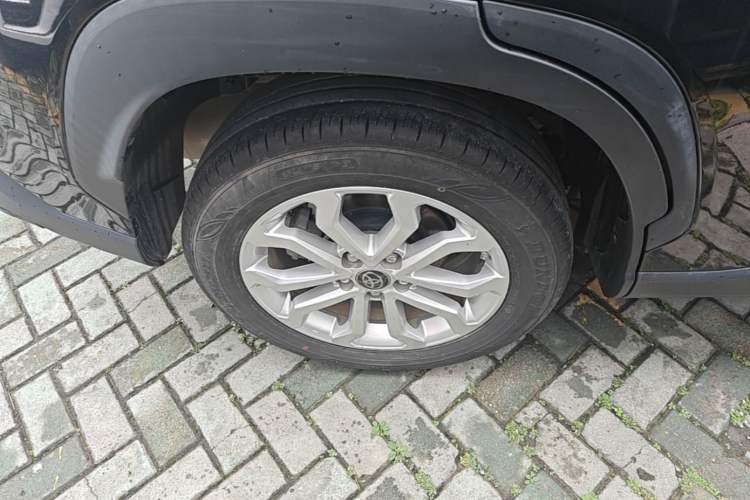 Used Toyota FRONTLANDER 2023 2.0L CVT Elite Edition Right Rear Wheel Hub