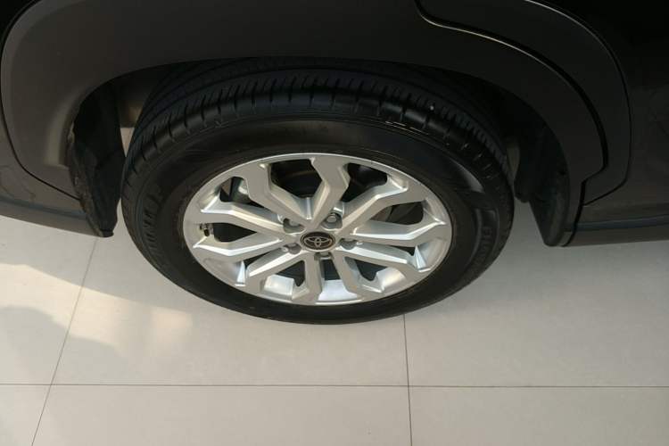Used Toyota FRONTLANDER 2023 2.0L Smart Electric Hybrid Dual-Engine Leading Edition Right Rear Wheel Hub
