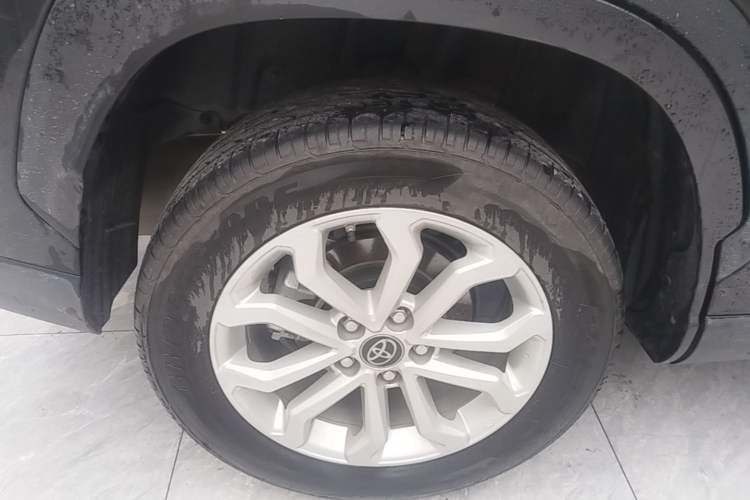 Used Toyota FRONTLANDER 2023 2.0L CVT Elite Edition Right Rear Wheel Hub