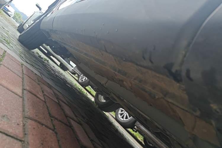 Used Toyota FRONTLANDER 2023 2.0L CVT Elite Edition Right Side Sill