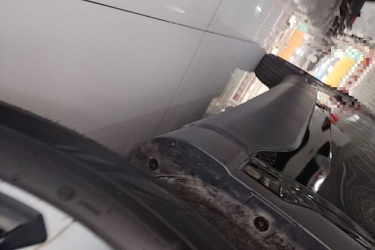 Used Toyota FRONTLANDER 2023 2.0L Smart Electric Hybrid Dual-Engine Luxury Edition Right Side Sill