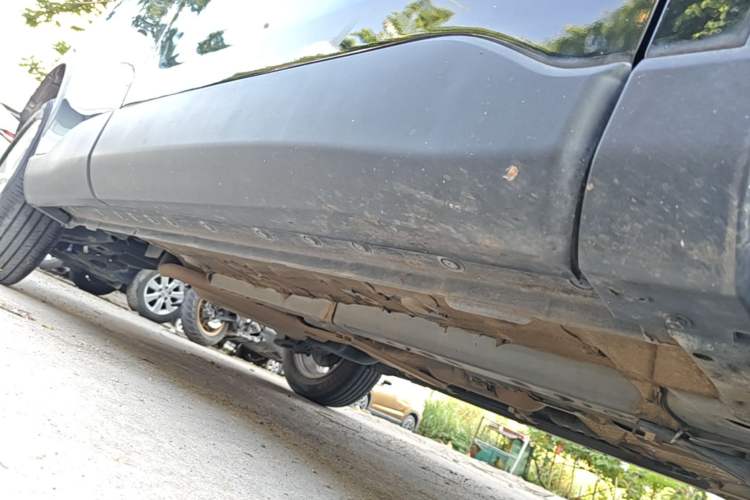 Used Toyota FRONTLANDER 2023 2.0L CVT Leading Edition Right Side Sill