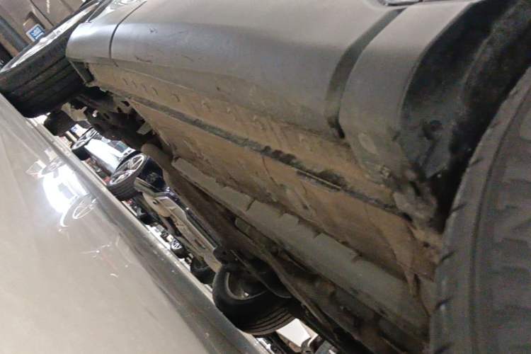 Used Toyota FRONTLANDER 2023 2.0L CVT Leading Edition Right Side Sill