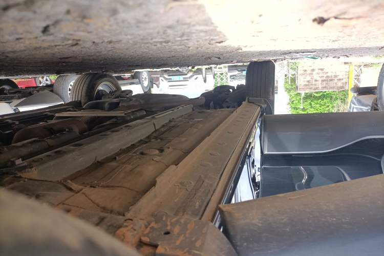 Used Toyota FRONTLANDER 2023 2.0L CVT Elite Edition Right Side Sill