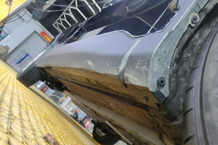 Used Toyota FRONTLANDER 2023 2.0L CVT Leading Edition Right Side Sill