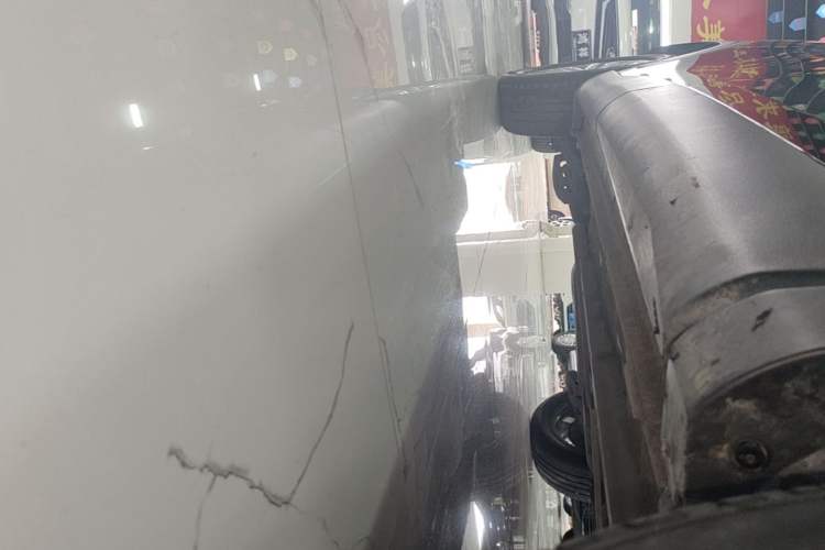 Used Toyota FRONTLANDER 2023 2.0L CVT Elite Edition Right Side Sill
