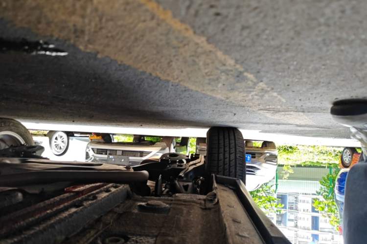 Used Toyota FRONTLANDER 2023 2.0L Smart Electric Hybrid Dual-Engine Leading Edition Right Side Sill