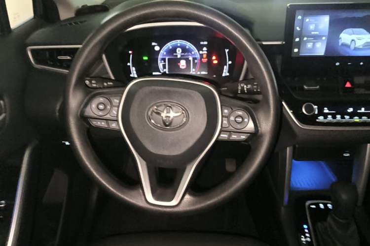 Used Toyota FRONTLANDER 2023 2.0L CVT Luxury Edition Steering Wheel