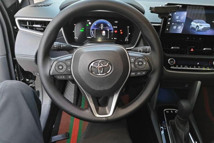Used Toyota FRONTLANDER 2023 2.0L Smart Electric Hybrid Dual-Engine Luxury Edition Steering Wheel