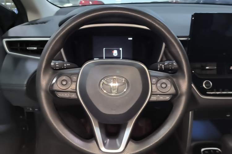 Used Toyota FRONTLANDER 2023 2.0L Smart Electric Hybrid Dual-Engine Luxury Edition Steering Wheel